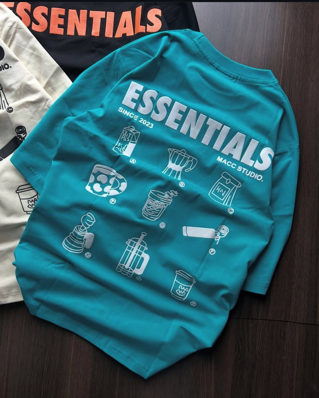 Essentials Tee