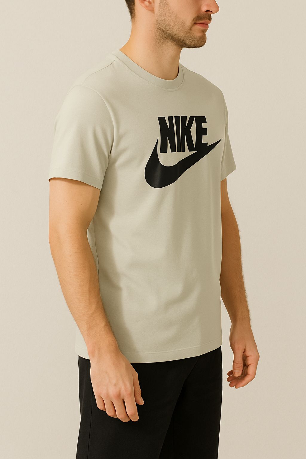 Nike Men's Regular Fit T-Shirt